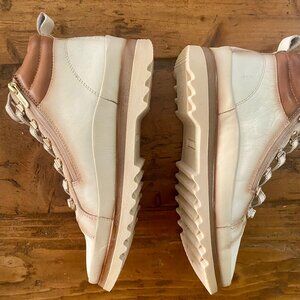 Pikolinos Vigo Cream Tan Ankle boots